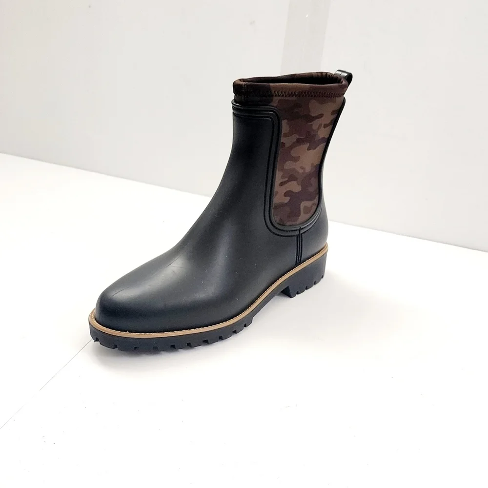 Bernardo Zora Black Camo-Print Graphic Women's Rain Boots Size 9